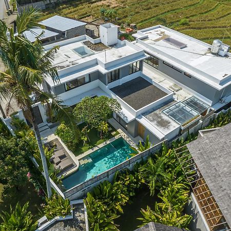 Villa Arunika - Stylish Tropical 2Br Villa Close To Nyanyi Beach! Selemadeg Exteriér fotografie