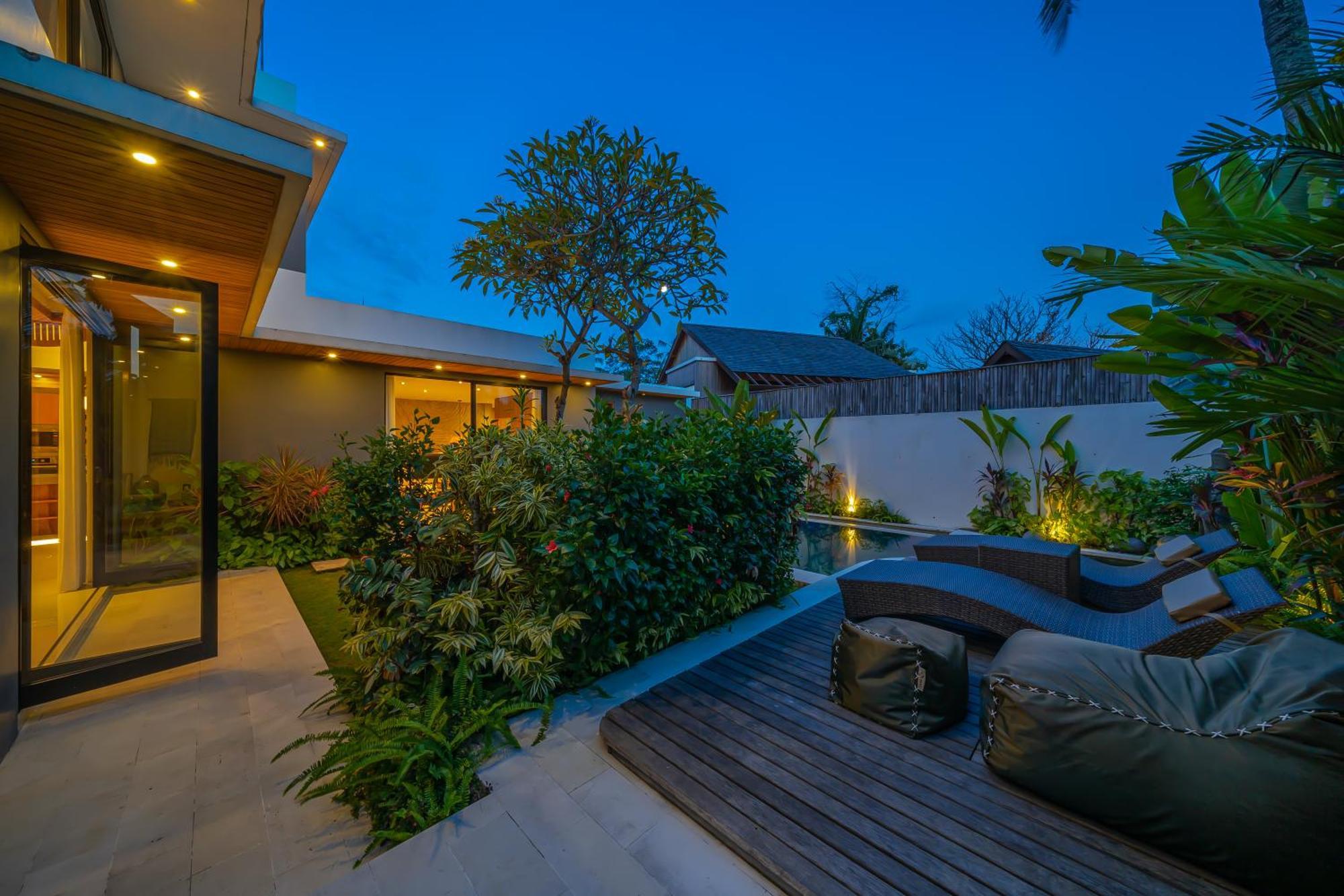 Villa Arunika - Stylish Tropical 2Br Villa Close To Nyanyi Beach! Selemadeg Exteriér fotografie