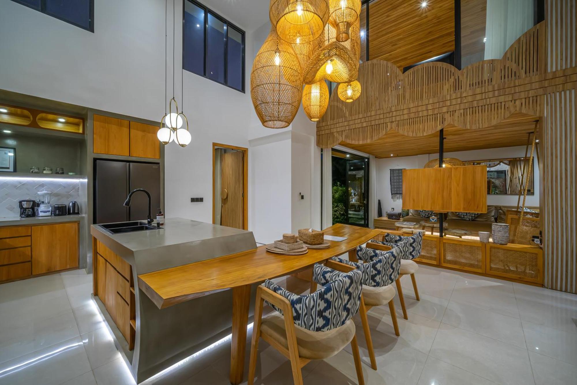 Villa Arunika - Stylish Tropical 2Br Villa Close To Nyanyi Beach! Selemadeg Exteriér fotografie